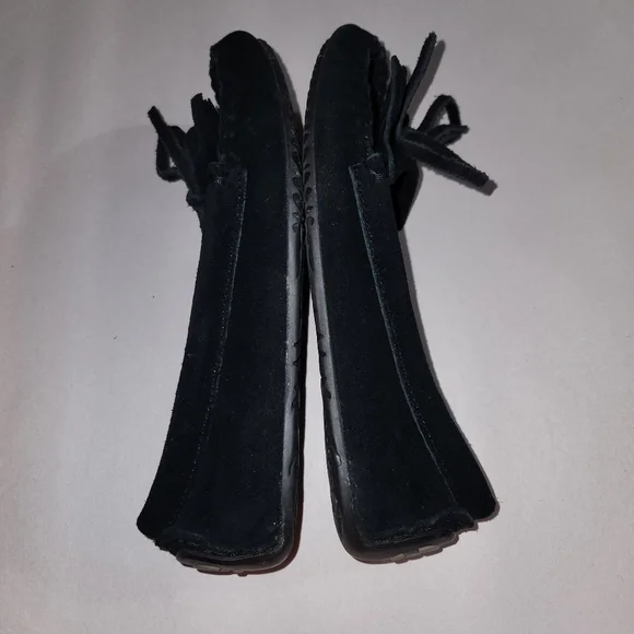 Manitobah MukLuks Black Moccasin Sz 7 Leather Fringe - Picture 7 of 8